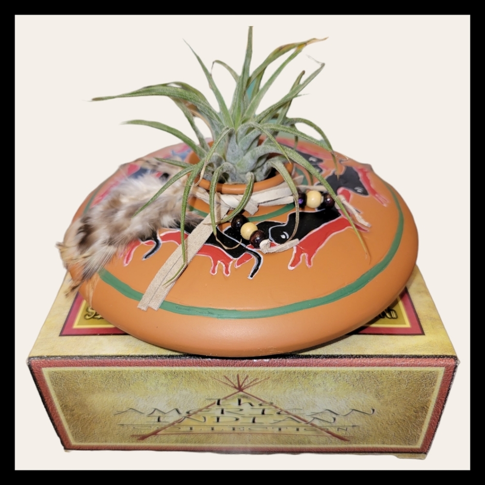 NIB "Native Symbols" Bison Terra Cotta Pot Leather Feather Bead Accent